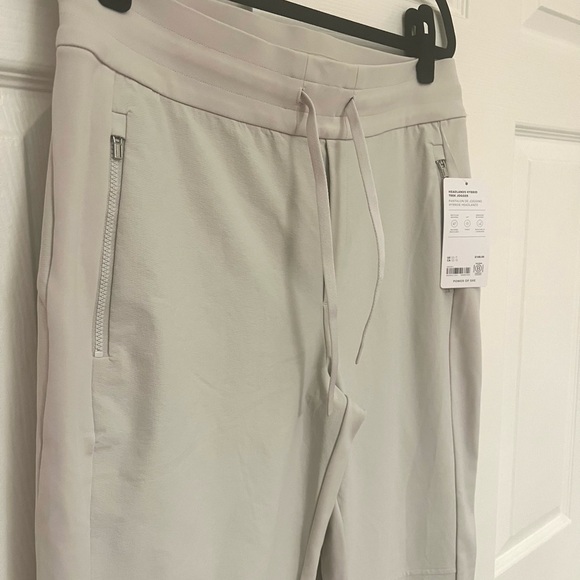 NWT Tall Joggers Athleta sz 12 - Picture 9 of 10